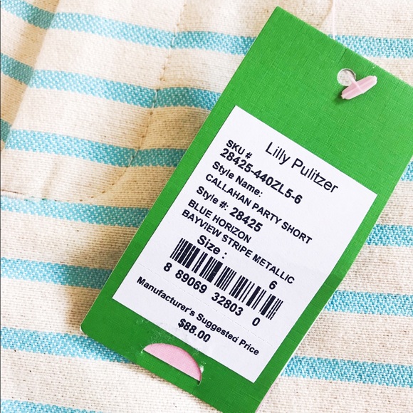 Lilly Pulitzer Callahan 5” short - Picture 6 of 7